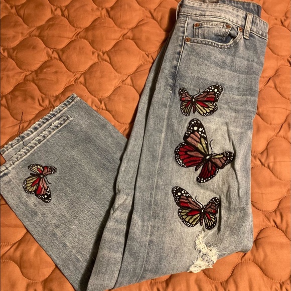 Lucky Brand Butterfly Patch Jeans Size 8/29 - Picture 2 of 5